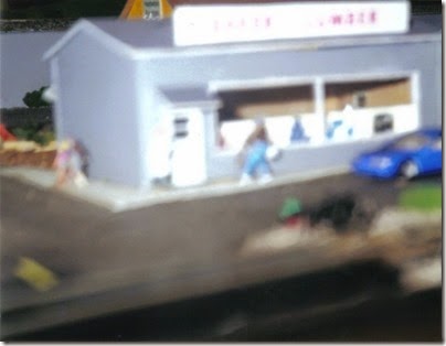 37 LK&R Layout at the Triangle Mall in February 2000