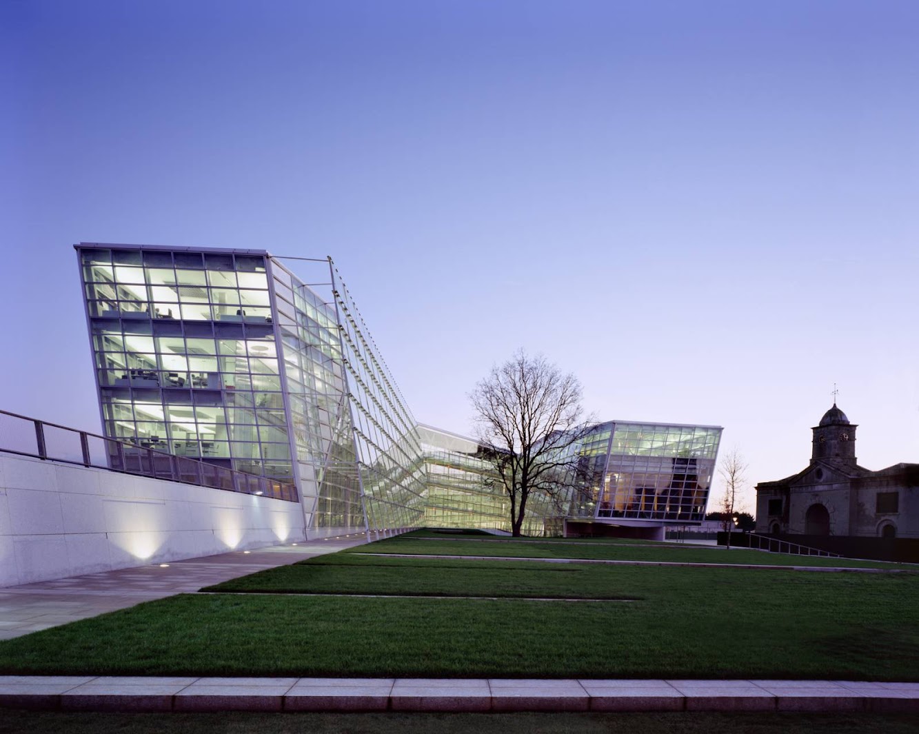 Kildare, Irlanda: ÁRas Chill Dara by Heneghan Peng Architects