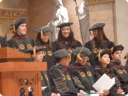 Oath & Hooding 081