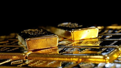 Emas Jatuh Setelah Dolar Meroket Ke Level Tertinggi Baru Dua Dekade