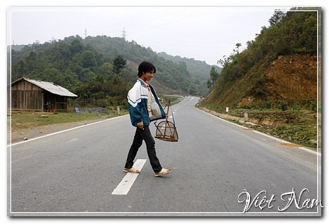 Nhịp sống trên con đèo huyền thoại, Điện Biên, Việt Nam