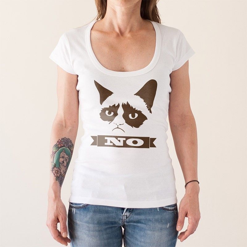 http://www.lolacamisetas.com/es/463-camiseta-divertida-gato-meme-grumpy-cat.html#/25-estilo-manga_corta/37-talla-s/67-genero-hombre