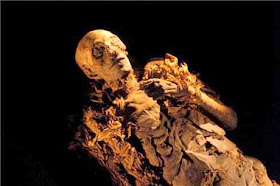 HATSHEPSUT LA FARAONA