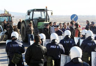 Εισαγγελική παρέμβαση για τα μπλόκα