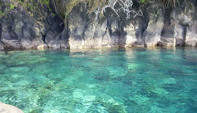 8 Pantai Unik Dan Eksotik Di Indonesia