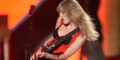 CMT Awards, Red Hot, Taylor Swift