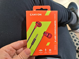 Canyon SEP-4 earphones
