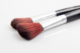 how to use Makeup brushes for beginners, how to use Makeup burshes