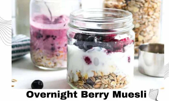 Overnight Berry Muesli