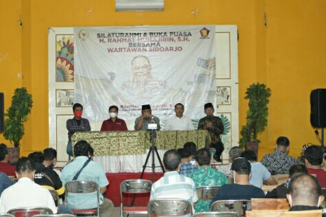 Komisi II DPR RI Fraksi Gerindra, H. Rahmat Muhajirin Lakukan Silaturahmi Bersama Awak Media Sidoarjo