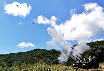 K9 Self Propelled Guns of the Artillery Brigade of the 11th Mechanized Infantry Division of the Republic of Korea Army on the 11th of January 2012