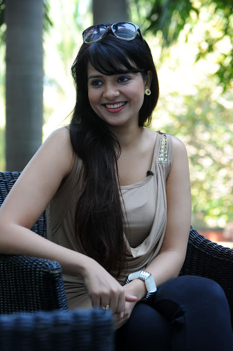 saloni , saloni new unseen pics