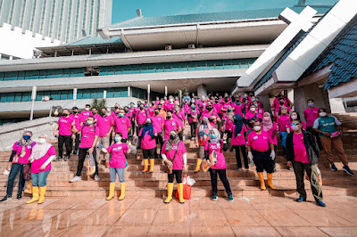 YAYASAN AEON MALAYSIA BANTU MANGSA BANJIR