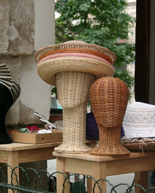 Heads and hats, Village Saint-Paul, Rue Saint-Paul, Paris