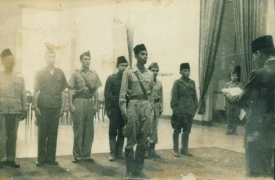 Foto-foto Bersejarah Jaman Kemerdekaan Ri (2) [ www.BlogApaAja.com ]