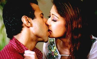 Bollywood Kissing Photos 