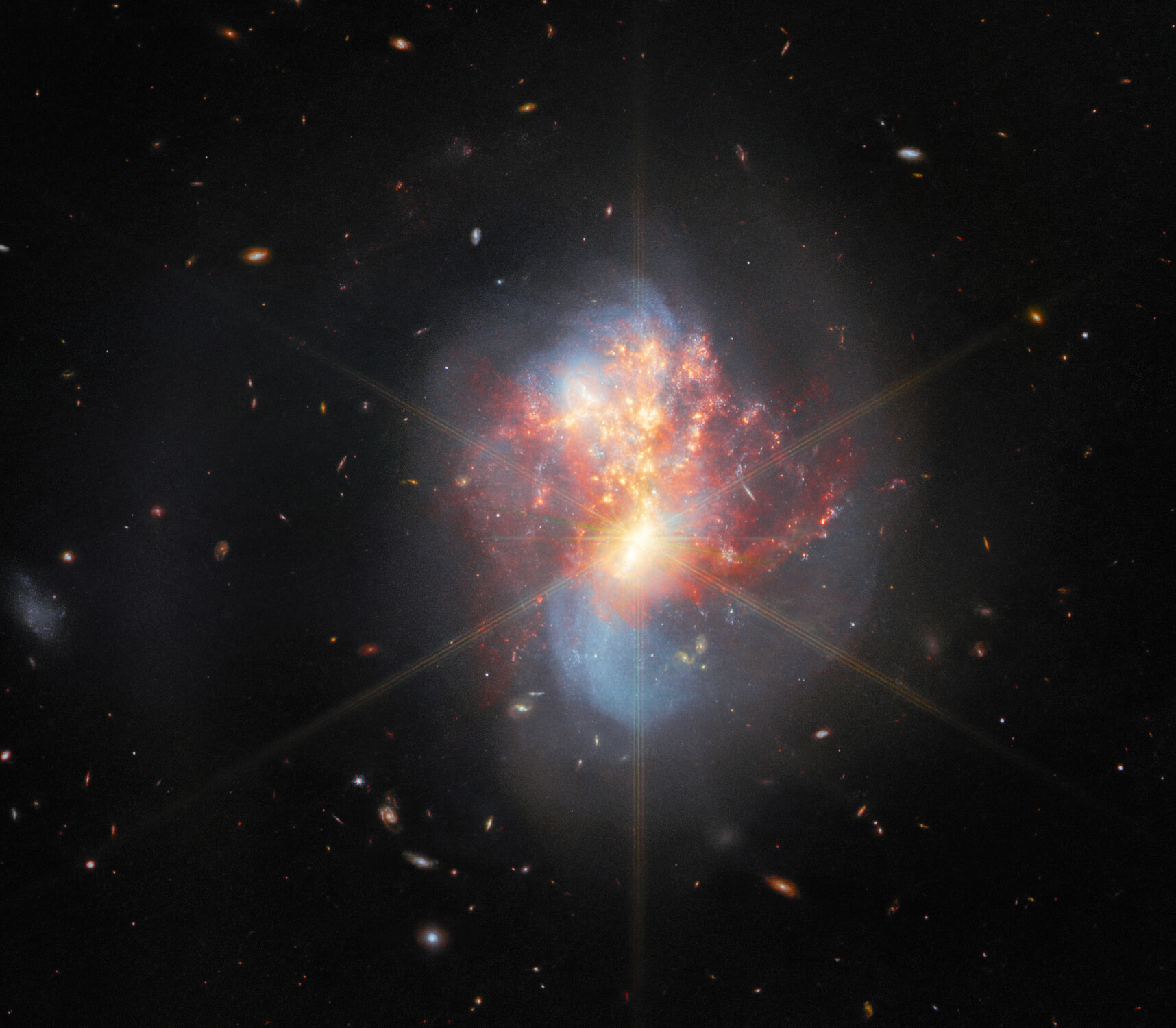 تلسكوب جيمس ويب الفضائي يلتقط صوراً مذهلة تظهر تصادم مجرتين معروفتين