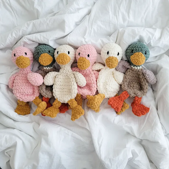 duck snuggler crochet pattern