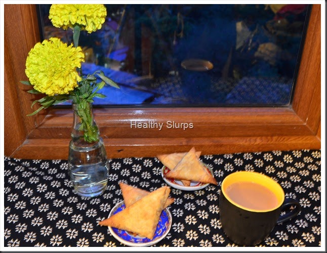 Good evening with samosas and chai!