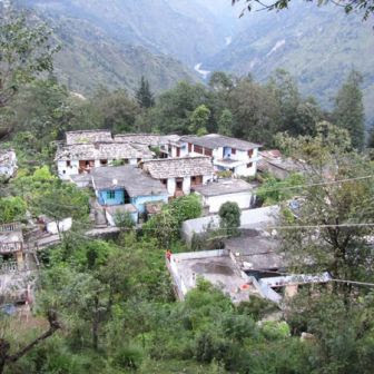  Munsiyari is ane identify which provides an enchanting in addition to unique persuasion of the Himalayan Peak IndiaTravelDestinationsMap: INDIA TRAVEL - H5N1 MUST VISIT GREAT HIMALAYAN RETREAT - MUNSIYARI