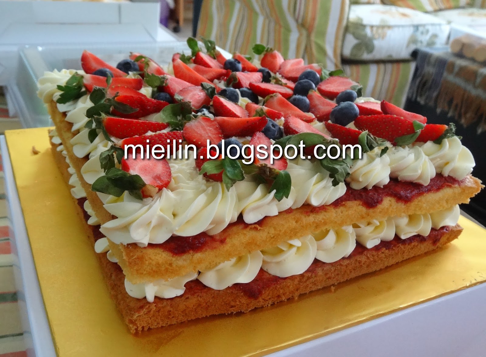 From MieIlin's Kitchen: Senarai Produk & Harga: Kek 