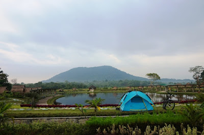 Pemaningan poyotomo, gunung, bintan