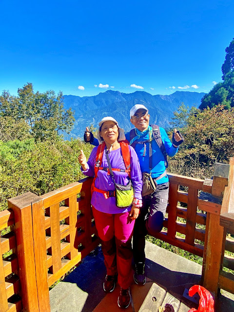 溪頭天文台展望西巒大山