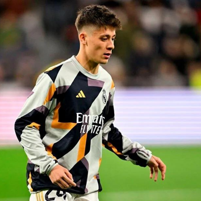 Real Madridin Genç Yıldızı Arda Güler Sakatlıkla Mücadele Ediyor