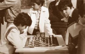 Daniel Travesset y Tebar, ajedrez gigante en la Plaça Orfila en 1984