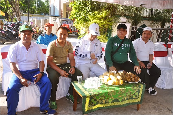 Keluarga Besar Kemenag Tala Meriahkan Jalan Santai 