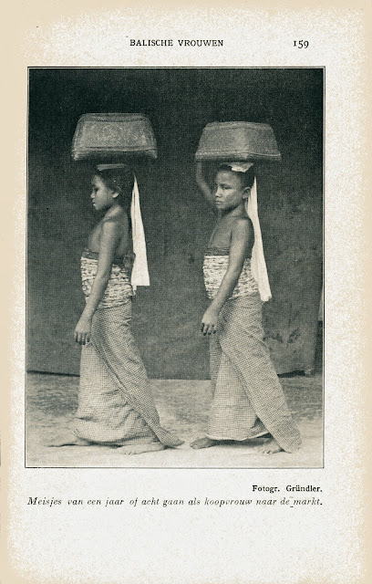 Balische vrouwen. Uit: Natuur en mensen in Indië, Augusta de Wit