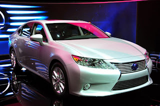 New Lexus ES is available to order