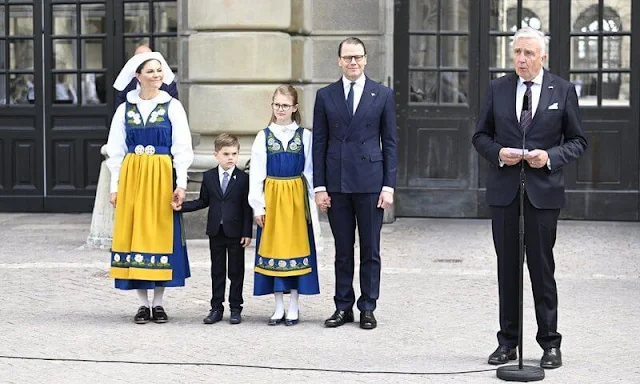 Crown Princess Victoria, Prince Daniel, Princess Estelle and Prince Oscar. Swedish national folk dress