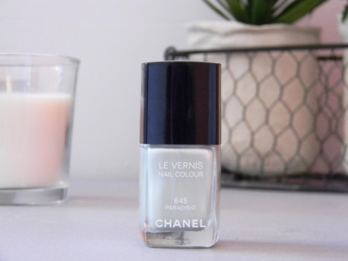 Le vernis nail colour 645 Paradisio Chanel