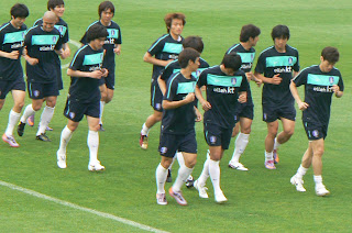 Park Ji-sung leads the way - picture by John Duerden