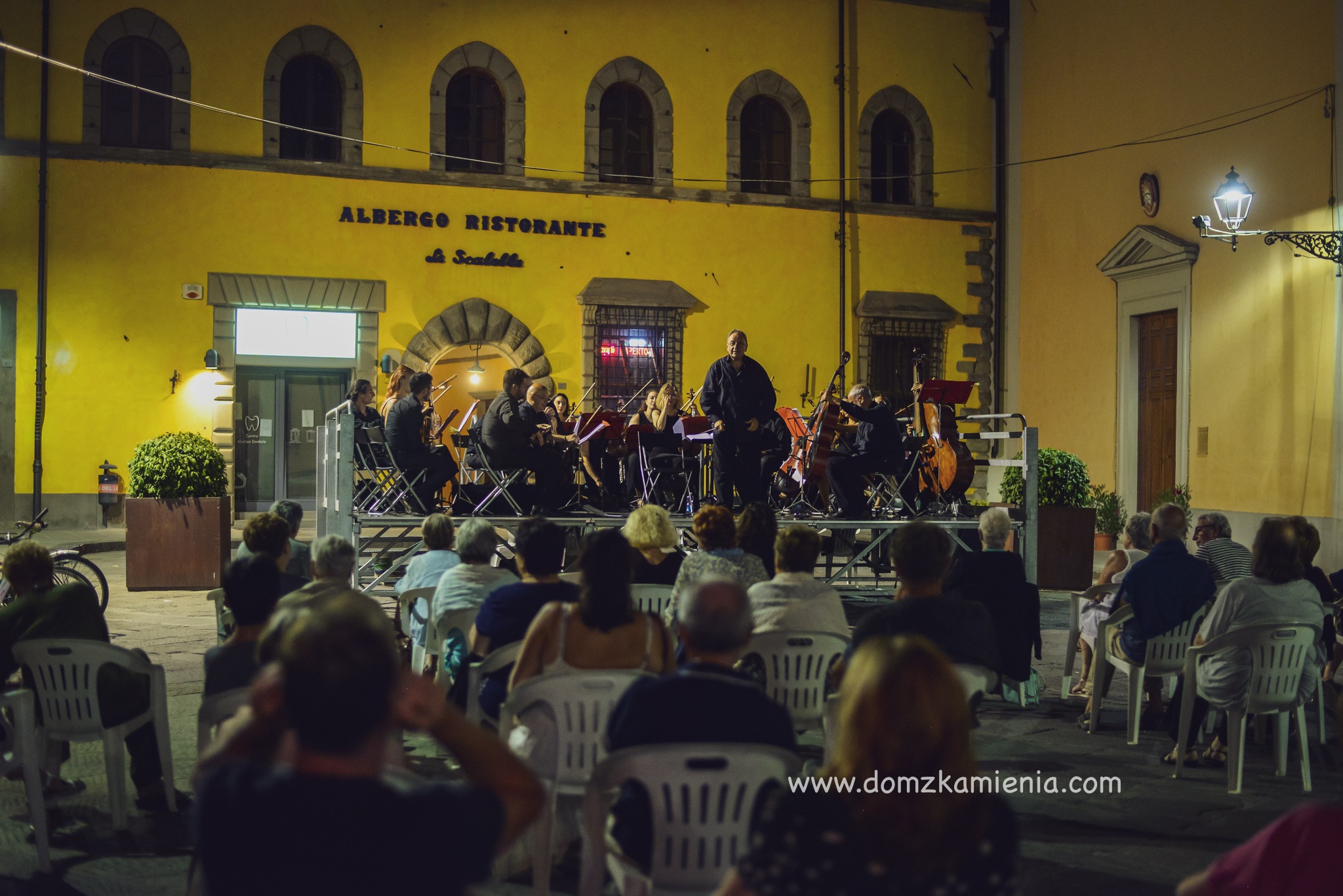 luglio 2022, Marradi piazza Scalelle  Orchestra da Camera Fiorentina - colonne sonore