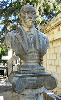 το ταφικό μνημείο του Οίκου Άγγελου Ηλιάδου Ρούφη στο Α΄ Νεκροταφείο των Αθηνών