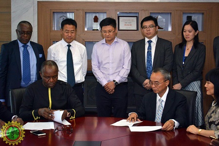 Photos: Nigeria signs $80bn oil Deals with China