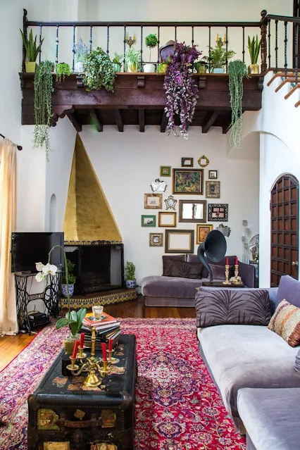 Rug and Hangings
