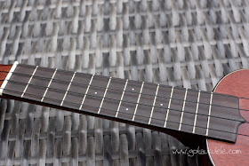 Hamano H-100 Ukulele fingerboard