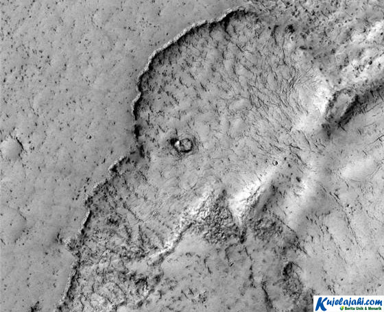 Ternyata Ada Gambar Gajah di Planet Mars - Kujelajahi.com