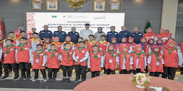 Gubernur Mahyeldi Melepas Kontingen Sumbar untuk Mengikuti Iven Jumbara Nasional IX PMR Tahun 2023