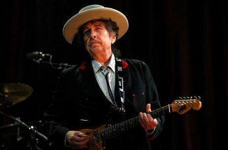 https://www.amazon.co.uk/Bob-Dylan/e/B000AP7NRI/ref=dp_byline_cont_music_1&tag=1128-21