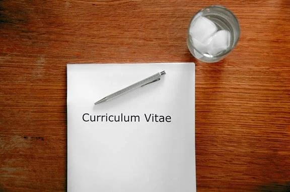 Contoh Surat Lamaran dan Curriculum Vitae untuk Mendaftar di Sekolah Swasta