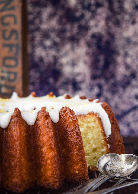 Bundt cake de limón y aceite de olivo