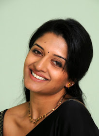 Vimala Raman Sexy and Hot Photos in Black Saree