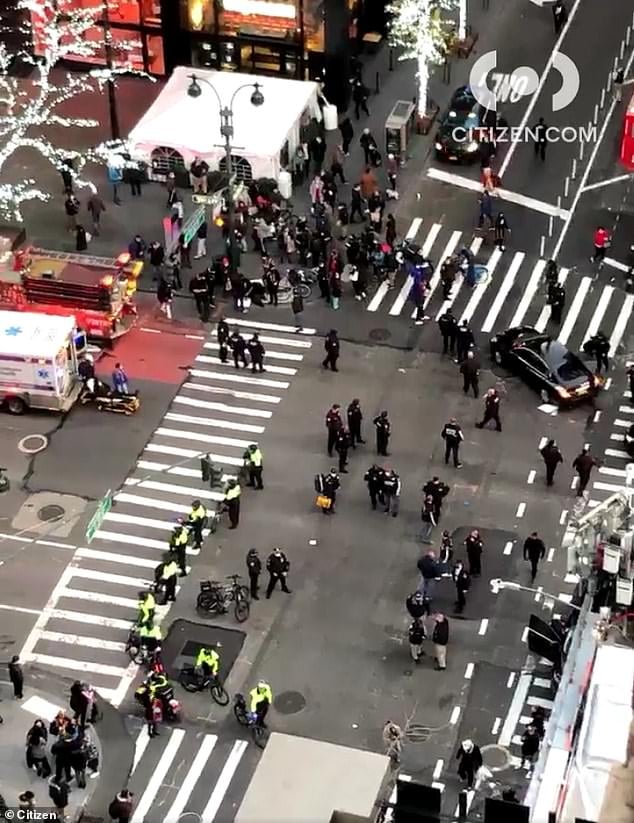 BMW runs over 6 people during a demonstration in New York.