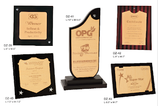 supplier of wooden mementoes, corporate mementoes, awards with company logo. 