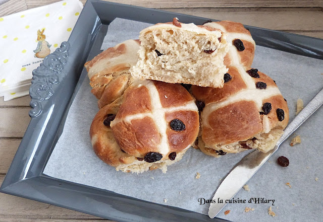 Hot cross buns