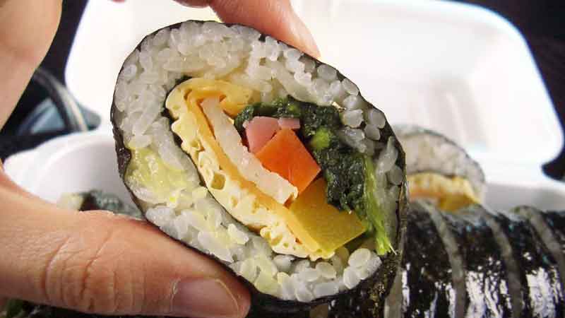 Perbedaan Kimbab dan Sushi